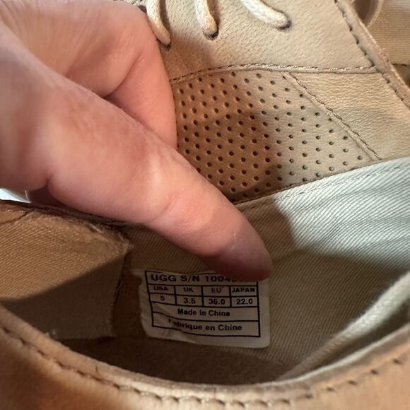 UGG womens “Brogue” Kiltie - Picture 4 of 6